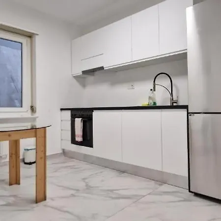 Lakeview With Self Check-in & Private Parking On Request * Lugano